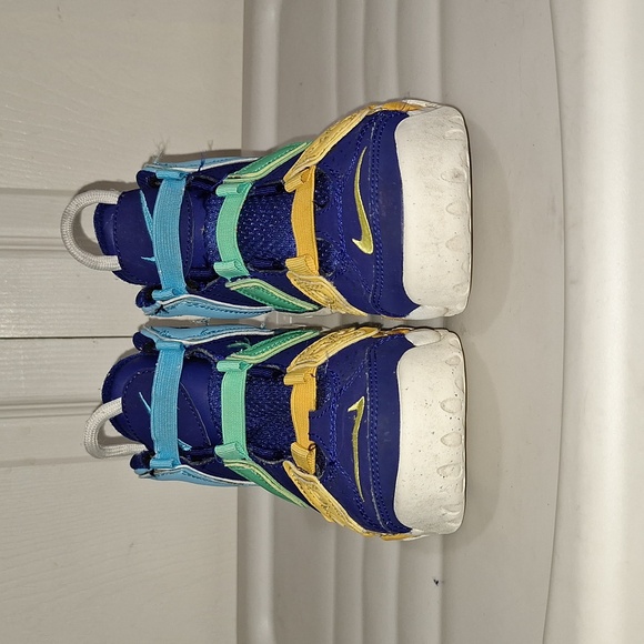 Nike "Air More Up Tempo Kaleidescope" basketball slip-on sneakers - 1 ½ - Picture 3 of 9